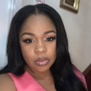 Meet your Posher, Bridget